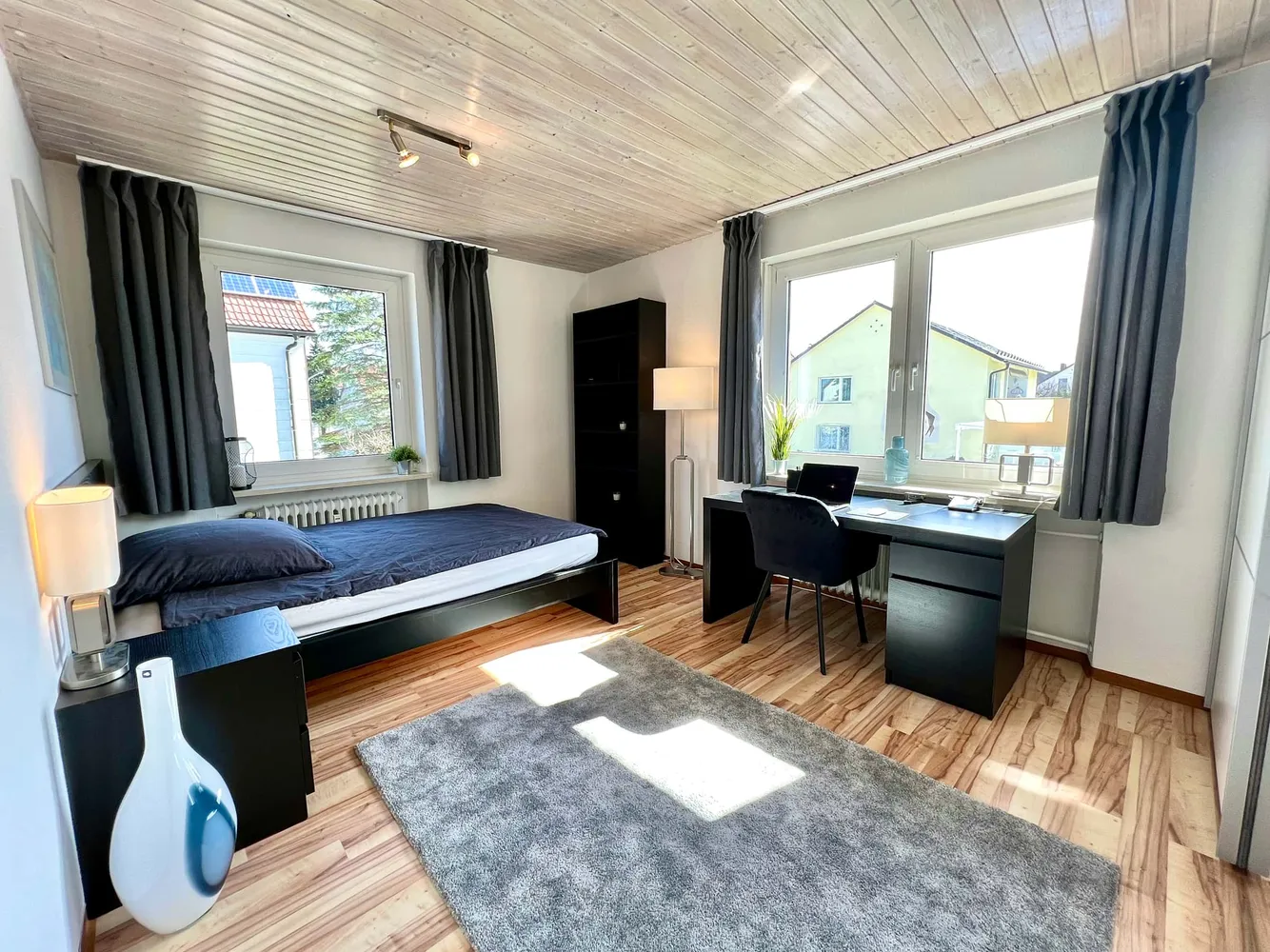 Shared room with 13 m² in Munich – Photo 2
