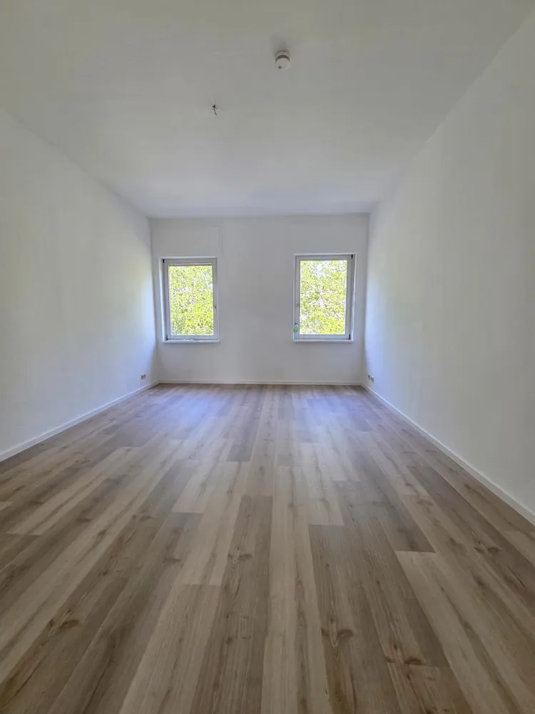3 Zimmer Wohnung mit 74 m² in Karlsruhe – Bild 2
