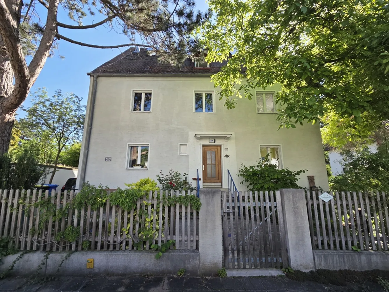 4 Zimmer Wohnung mit 120 m² in Nürnberg – Bild 2