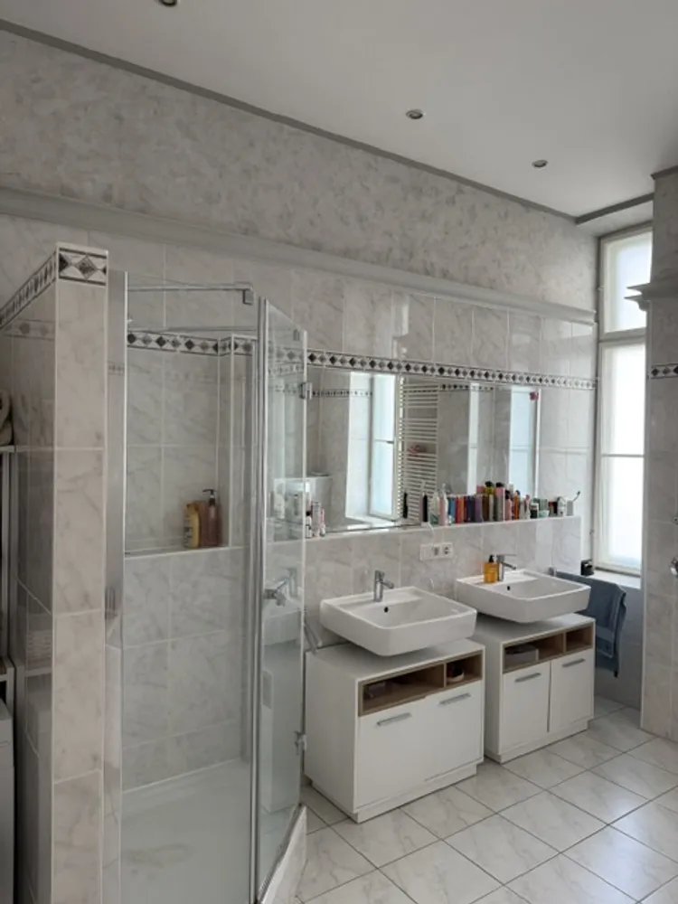 6 Zimmer Wohnung mit 190 m² in München – Bild 11