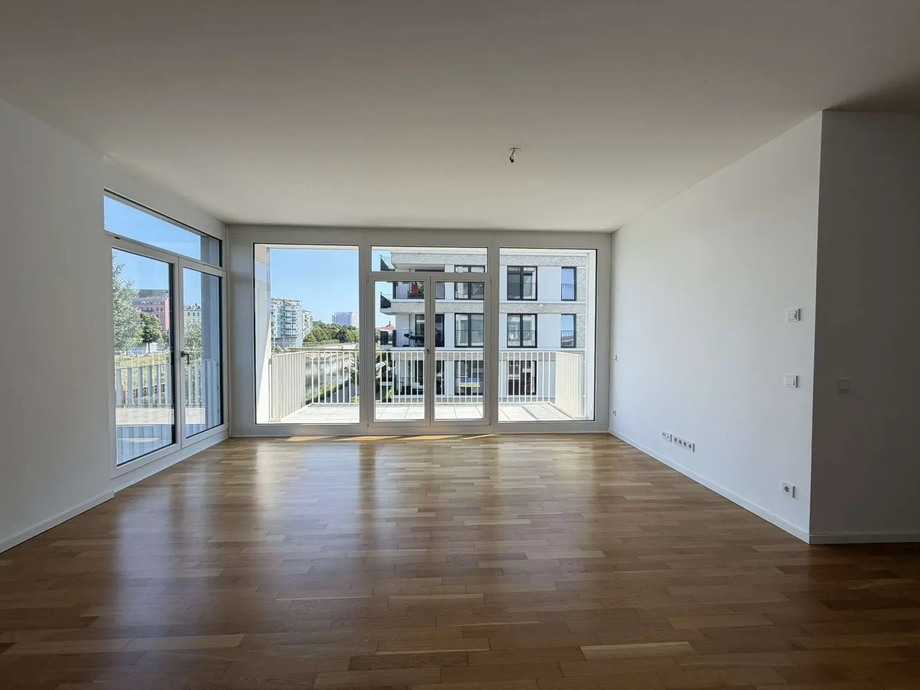 4 room apartment with 92 m² in Berlin – Photo 2