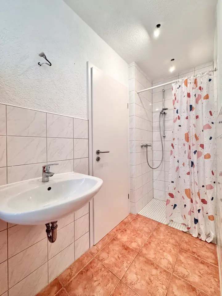 7 Zimmer Wohnung mit 120 m² in Kassel – Bild 7