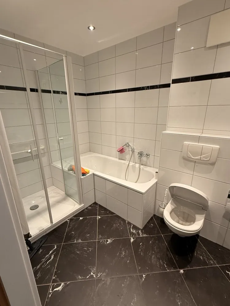 2 Zimmer Wohnung mit 84 m² in Duisburg – Bild 12