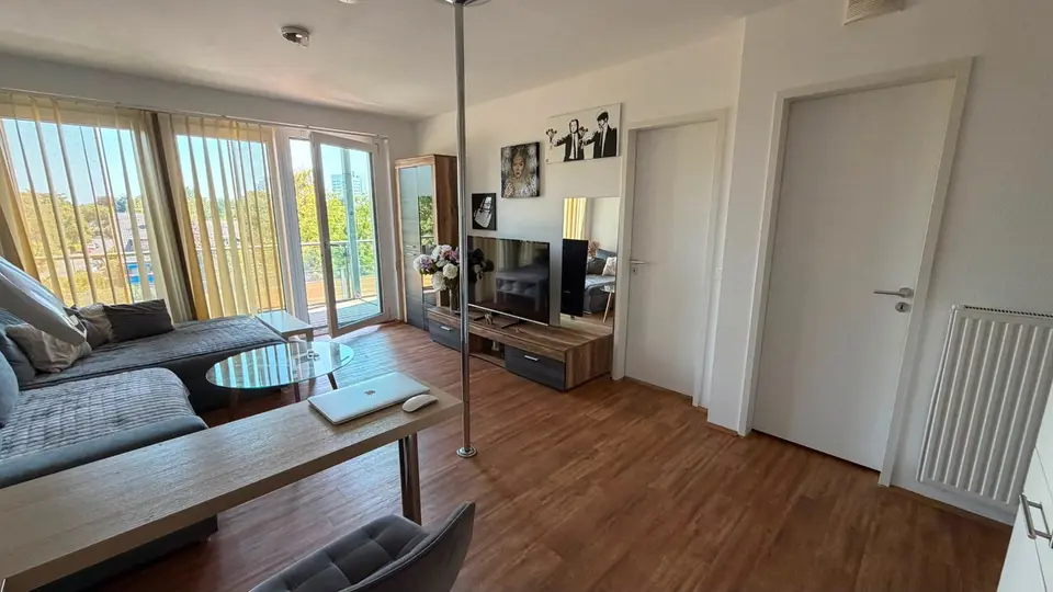 2 Zimmer Wohnung mit 70 m² in Hürth – Bild 3