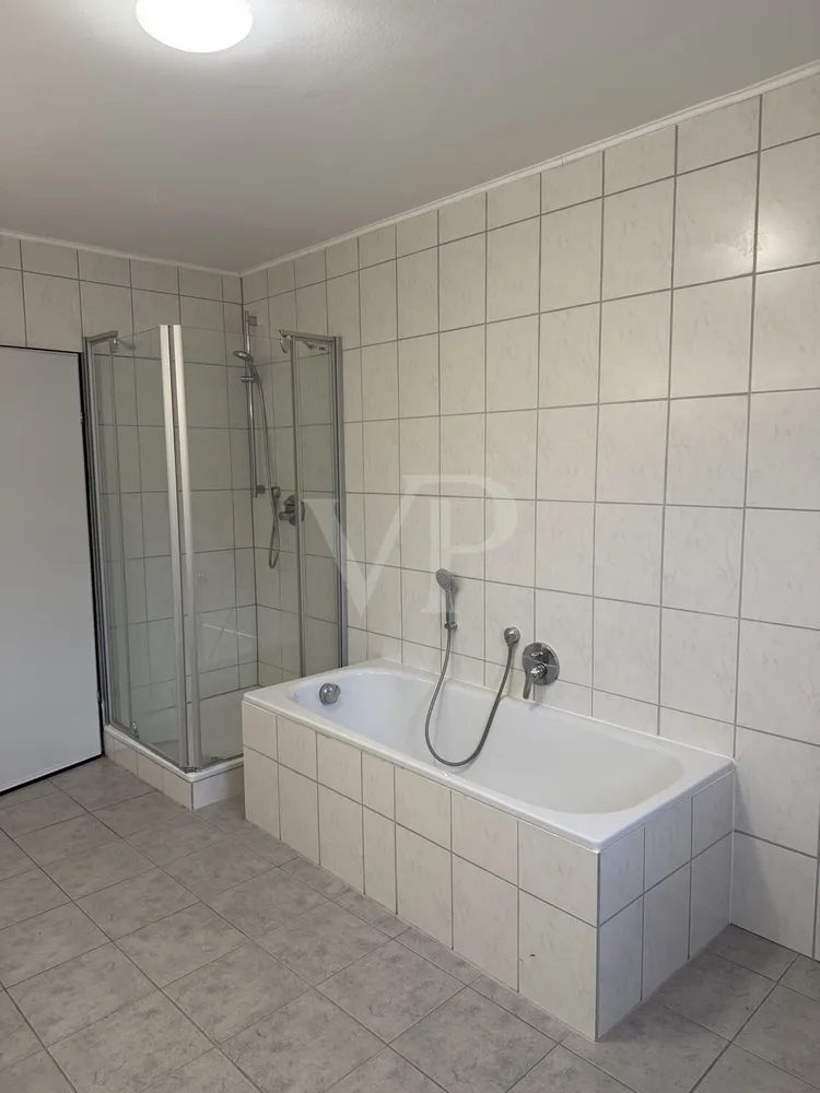 6 Zimmer Wohnung mit 220 m² in Idar-Oberstein – Bild 1