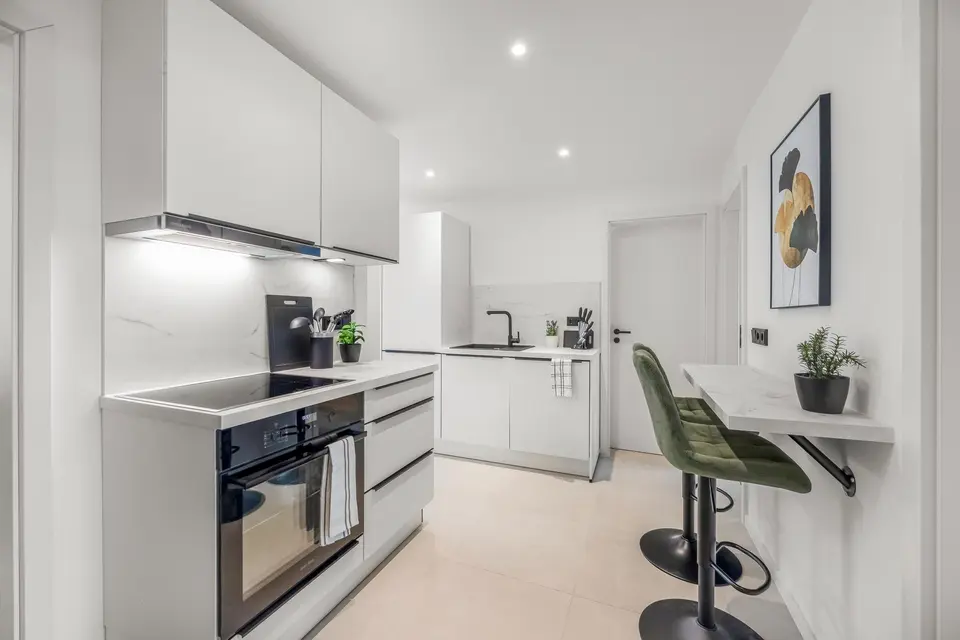 5 Zimmer Wohnung mit 10 m² in München – Bild 7