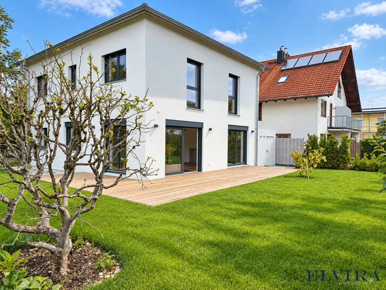 5 Zimmer Haus mit 147 m² in München – Bild 1