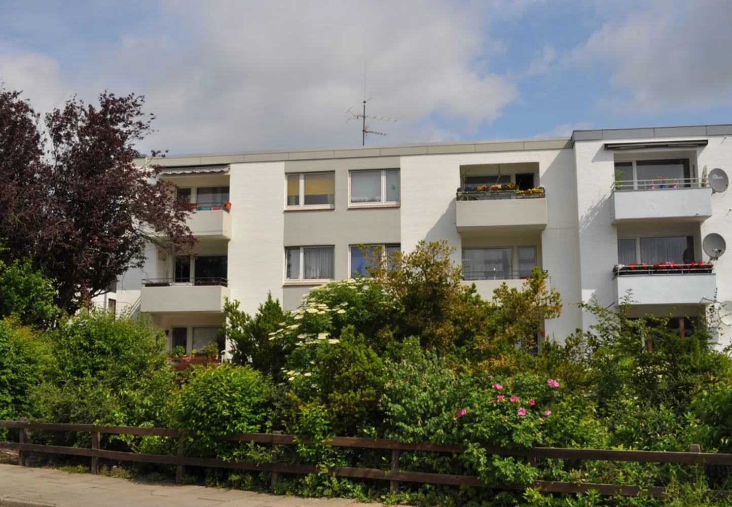 3 Zimmer Wohnung mit 70 m² in Buxtehude – Bild 2