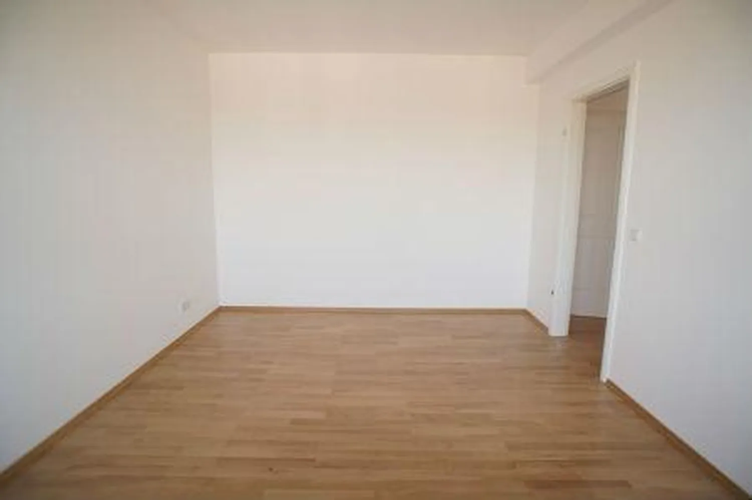 3 Zimmer Wohnung mit 70 m² in Berlin – Bild 2