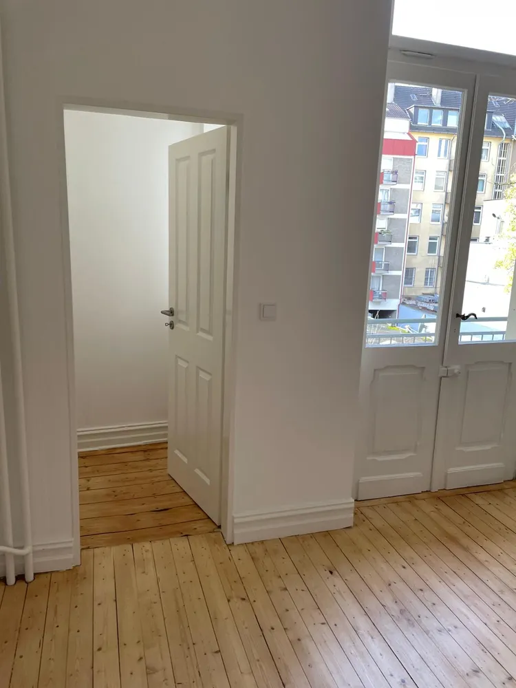 6 Zimmer Wohnung mit 175 m² in Düsseldorf – Bild 12