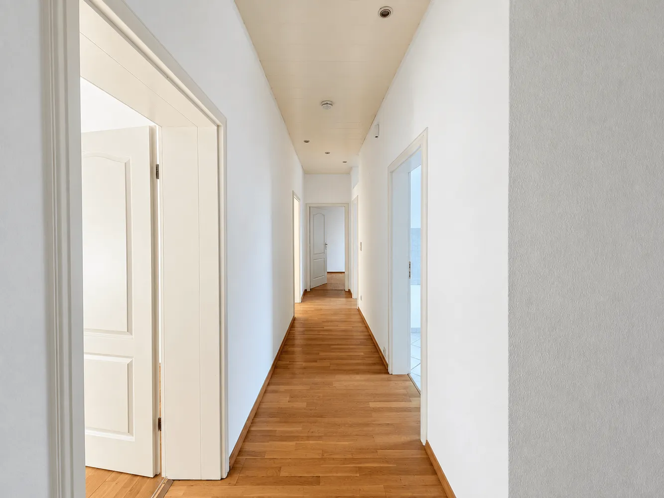 5 room apartment with 98 m² in Mannheim – Photo 1