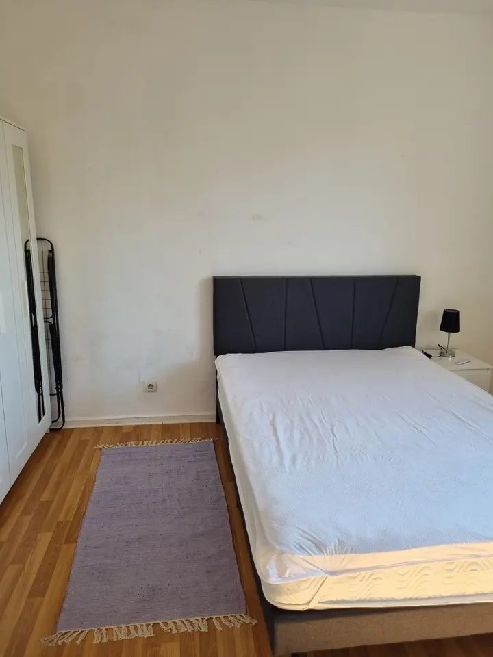 WG-Zimmer mit 39 m² in Frankfurt am Main – Bild 8