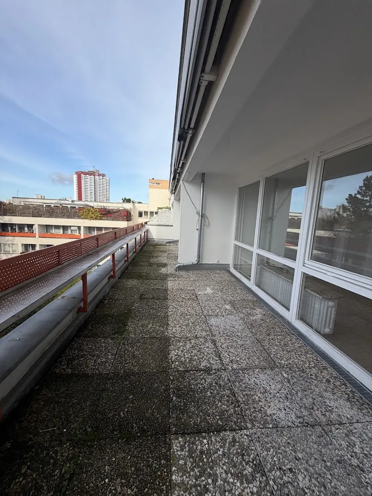 2 room apartment with 56 m² in Berlin – Photo 1