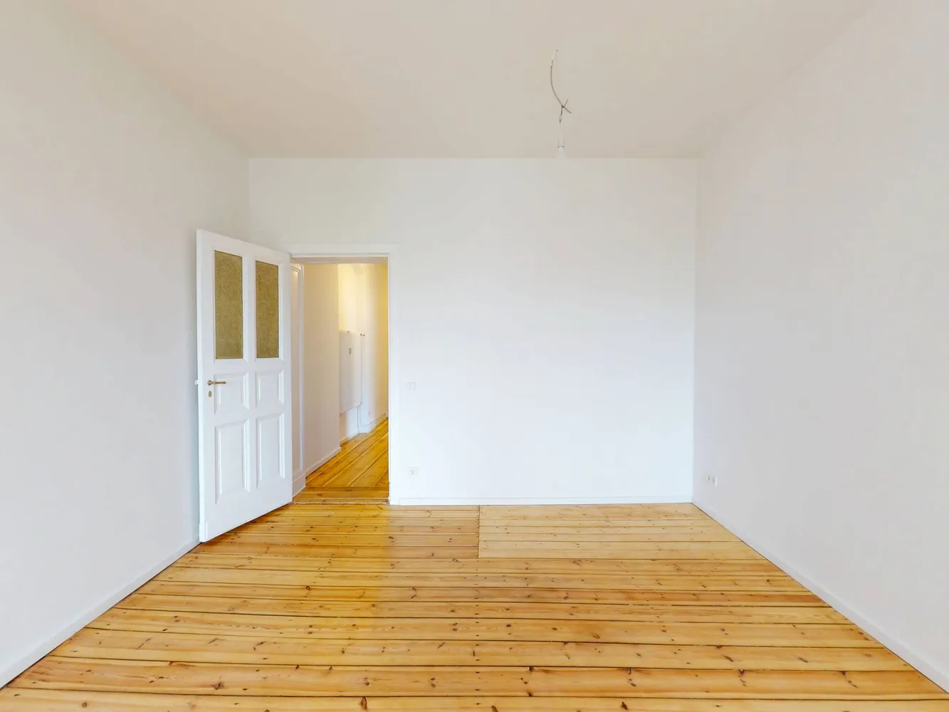 2 Zimmer Wohnung mit 73 m² in Berlin – Bild 2