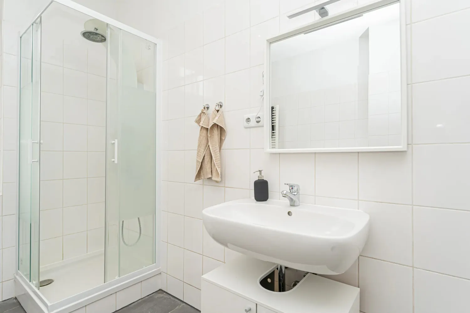Shared room with 10 m² in Berlin – Photo 7