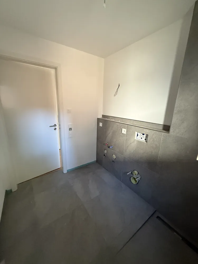 2 Zimmer Wohnung mit 83 m² in München – Bild 8