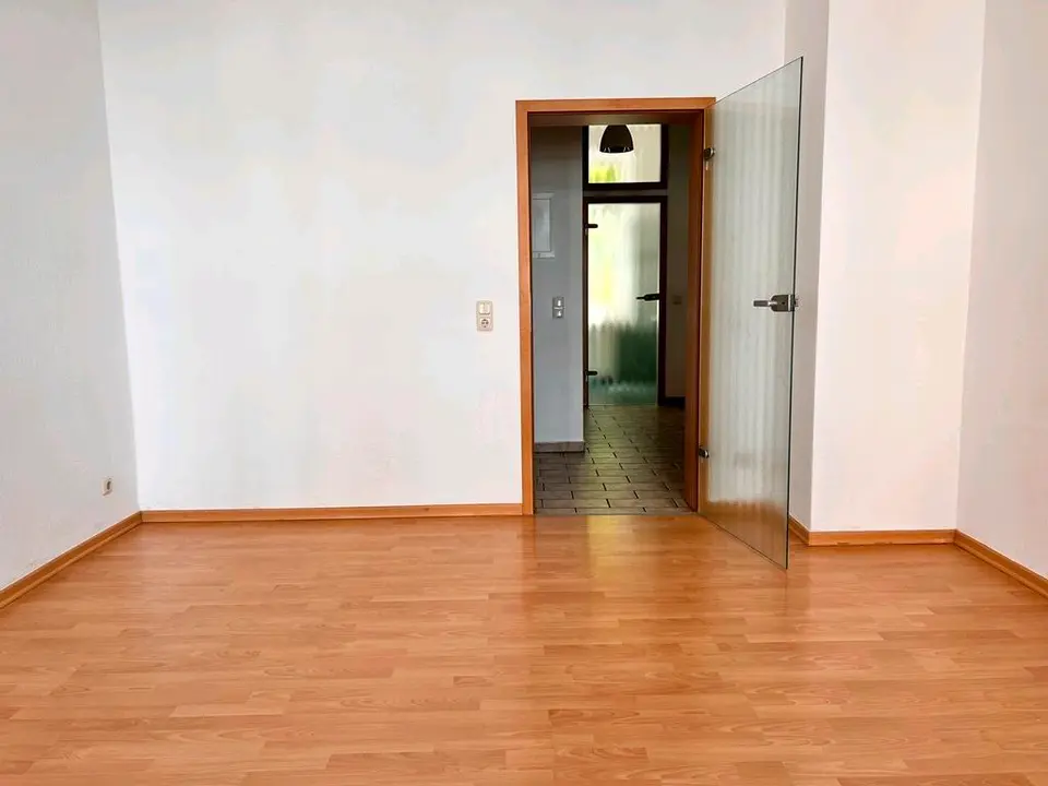 2 Zimmer Wohnung mit 30 m² in Plauen – Bild 9