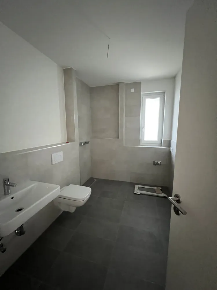 3 Zimmer Wohnung mit 80 m² in Berlin – Bild 2
