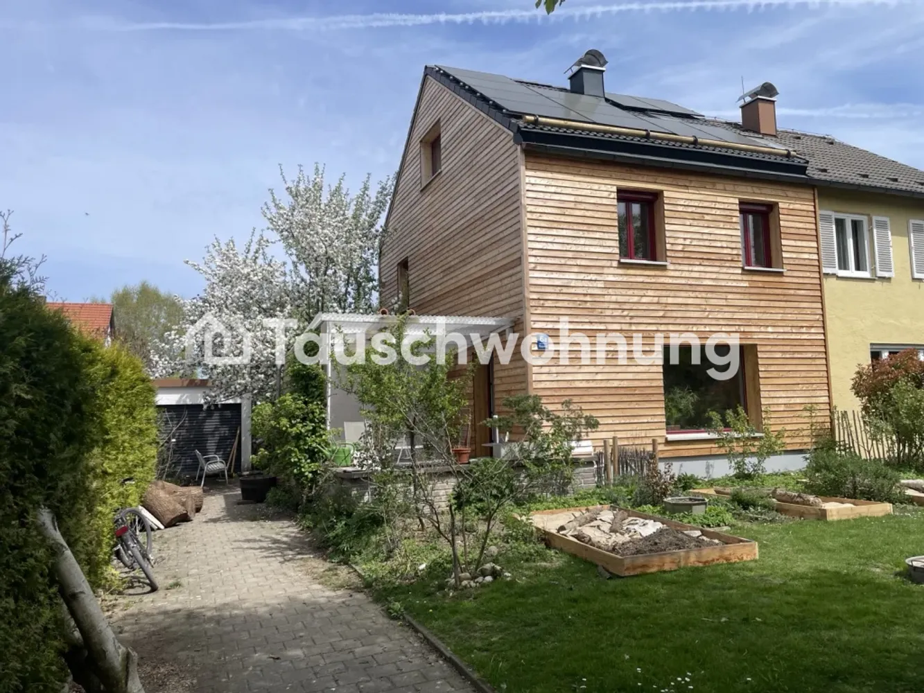 5 Zimmer Haus mit 150 m² in München – Bild 1