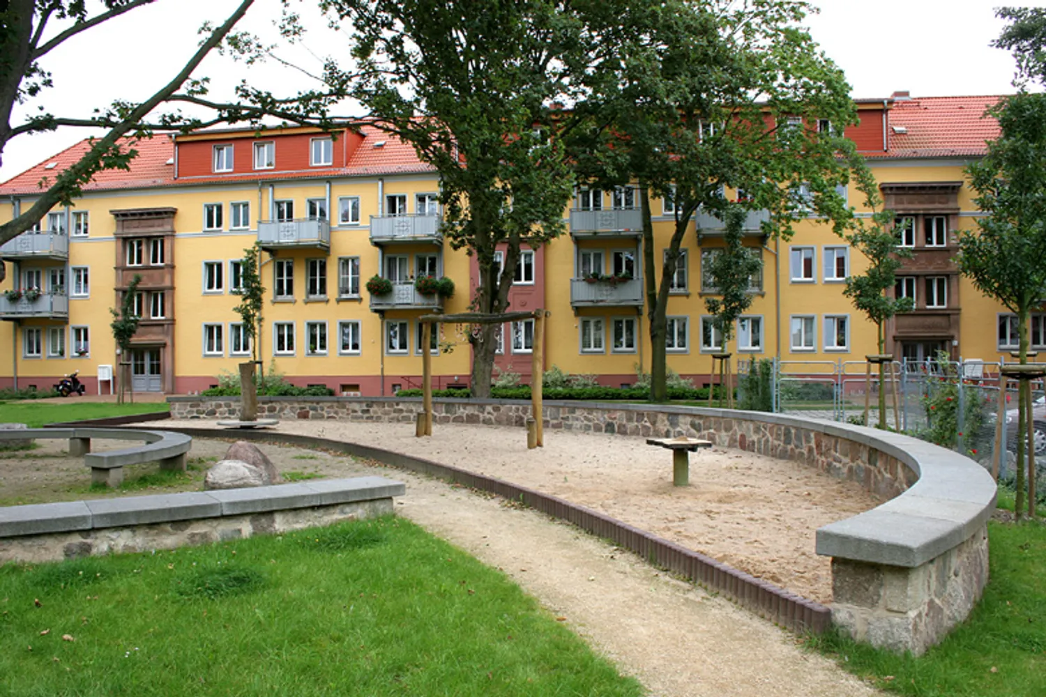 2 Zimmer Wohnung mit 49 m² in Neubrandenburg – Bild 2