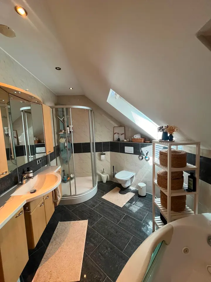 2 Zimmer Wohnung mit 78 m² in Aachen – Bild 6