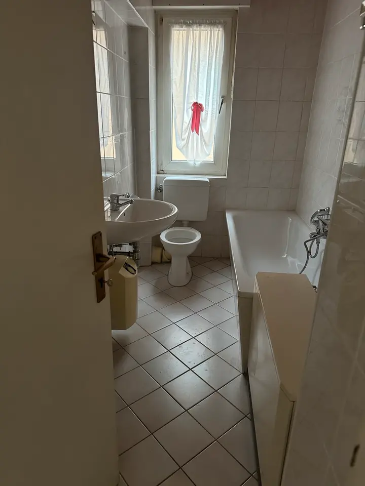 6 Zimmer Wohnung mit 130 m² in Kassel – Bild 5