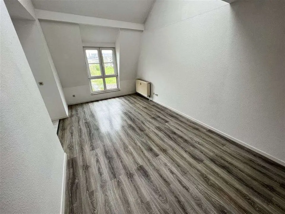 2 Zimmer Wohnung mit 67 m² in Zwickau – Bild 2