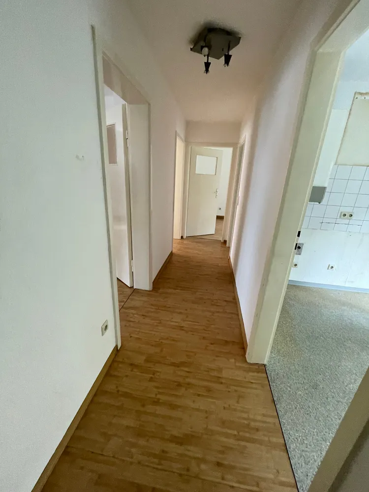 3 Zimmer Wohnung mit 69 m² in Karlsruhe – Bild 2
