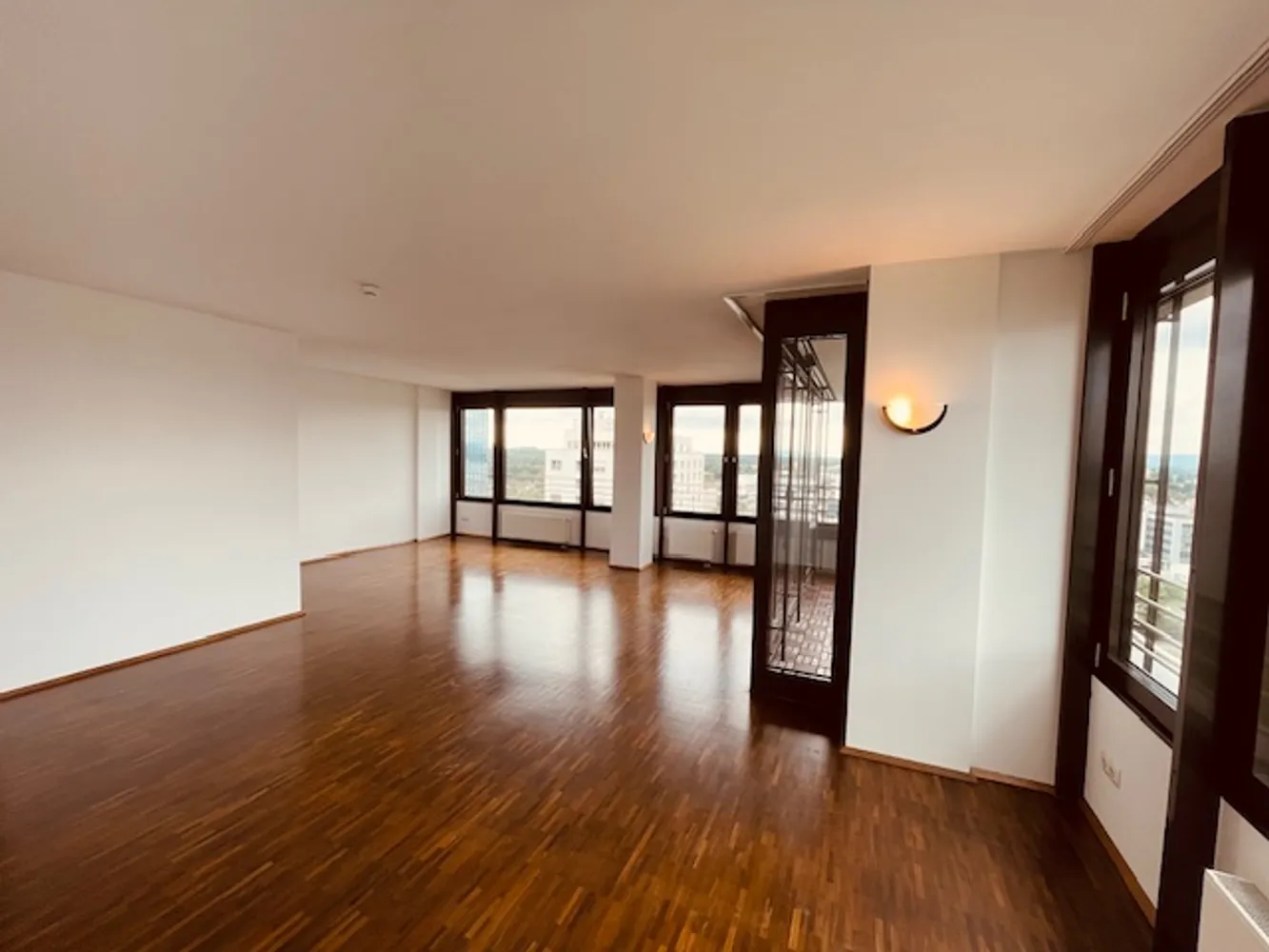 2 room apartment with 81 m² in Frankfurt am Main – Photo 6