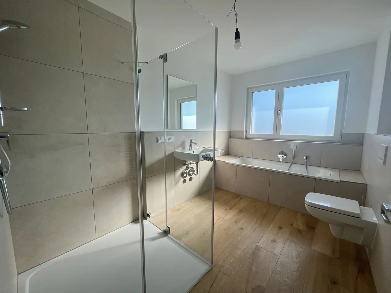 4 Zimmer Wohnung mit 131 m² in Wiesbaden – Bild 11