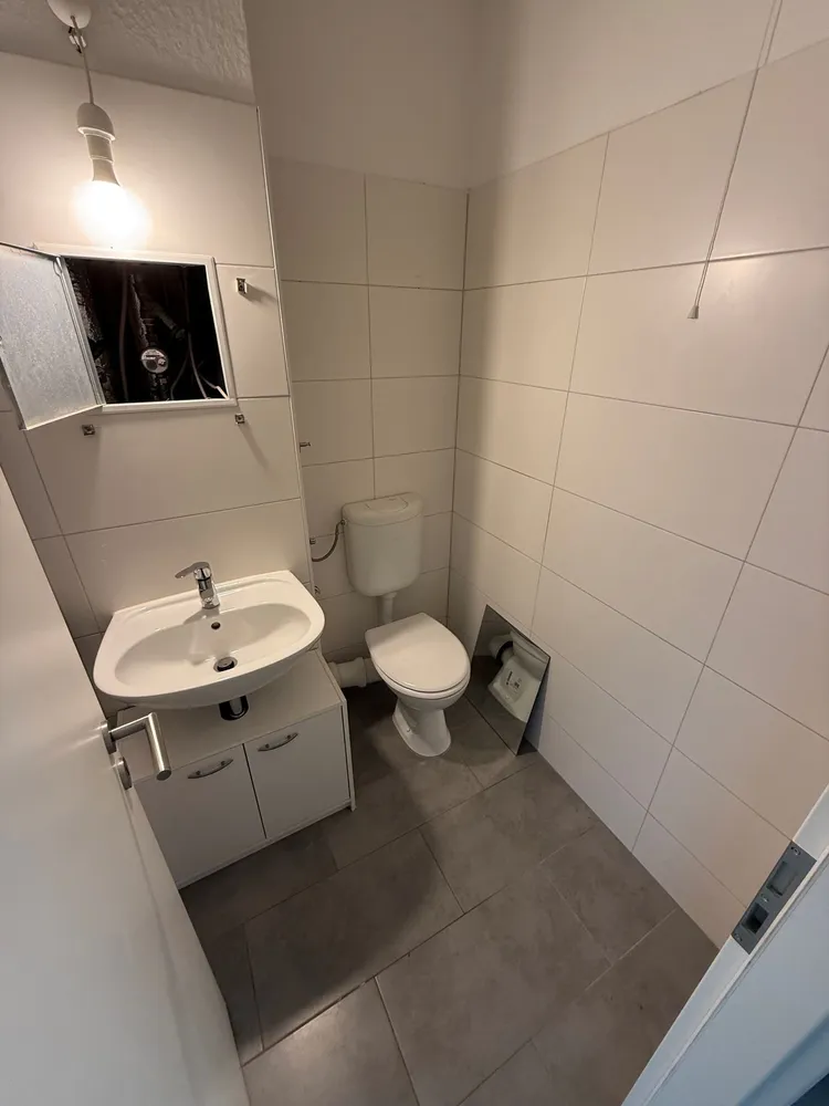 2 Zimmer Wohnung mit 42 m² in Halle (Saale) – Bild 1