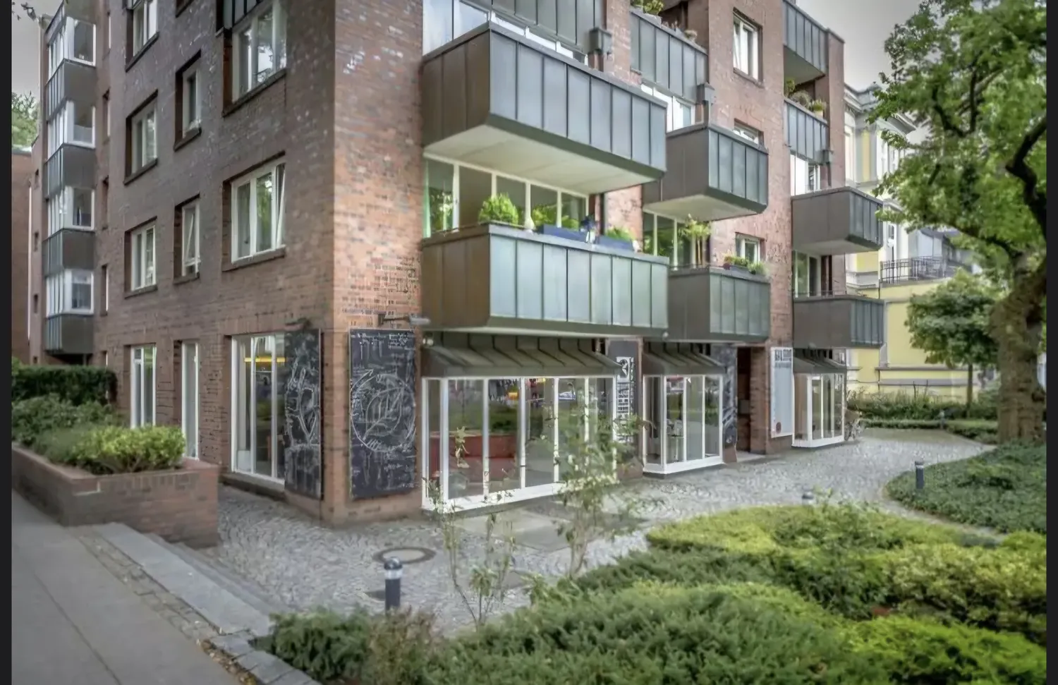 2 Zimmer Wohnung mit 70 m² in Hamburg – Bild 12