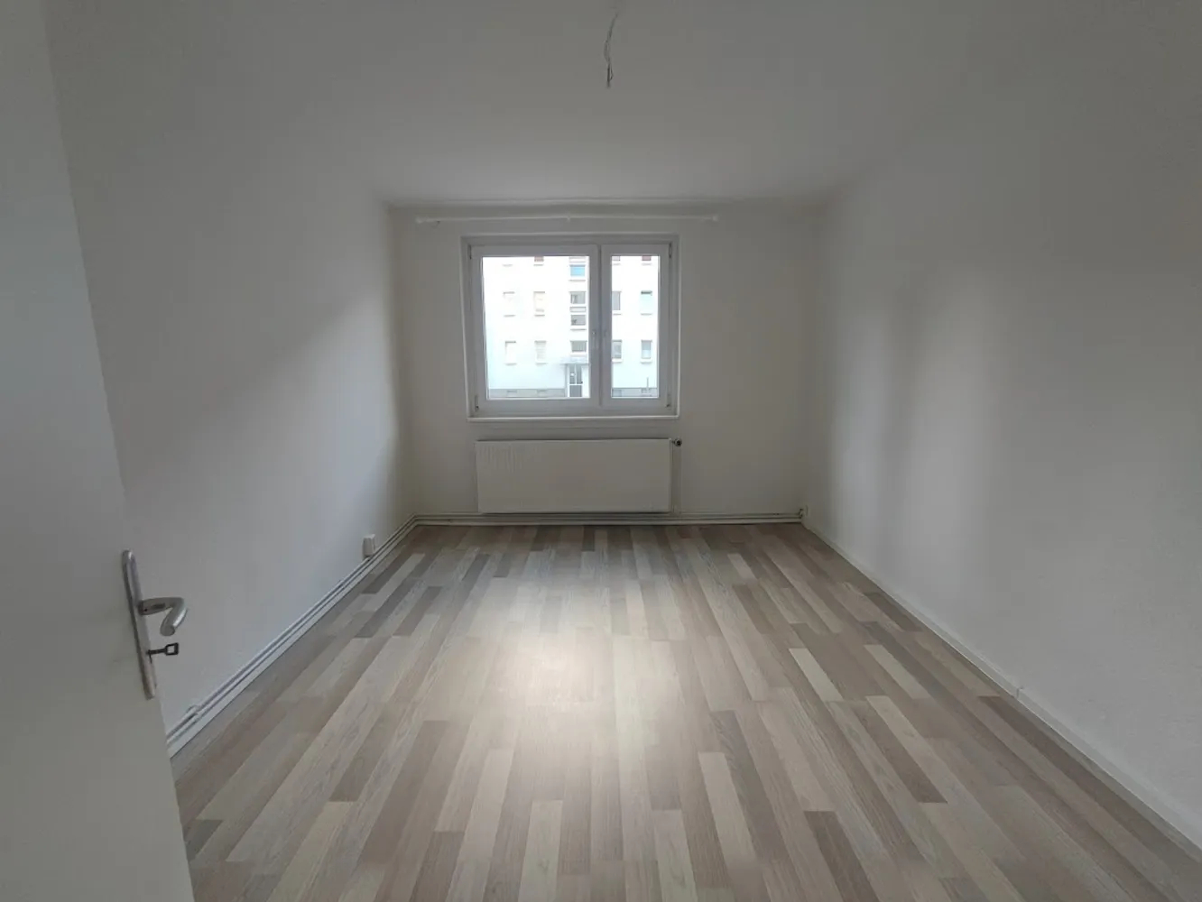 3 Zimmer Wohnung mit 58 m² in Merseburg – Bild 2