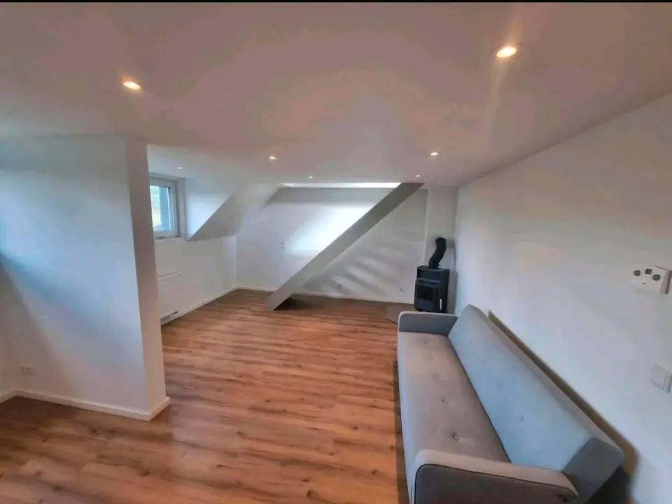 2 Zimmer Wohnung mit 80 m² in Wuppertal – Bild 1
