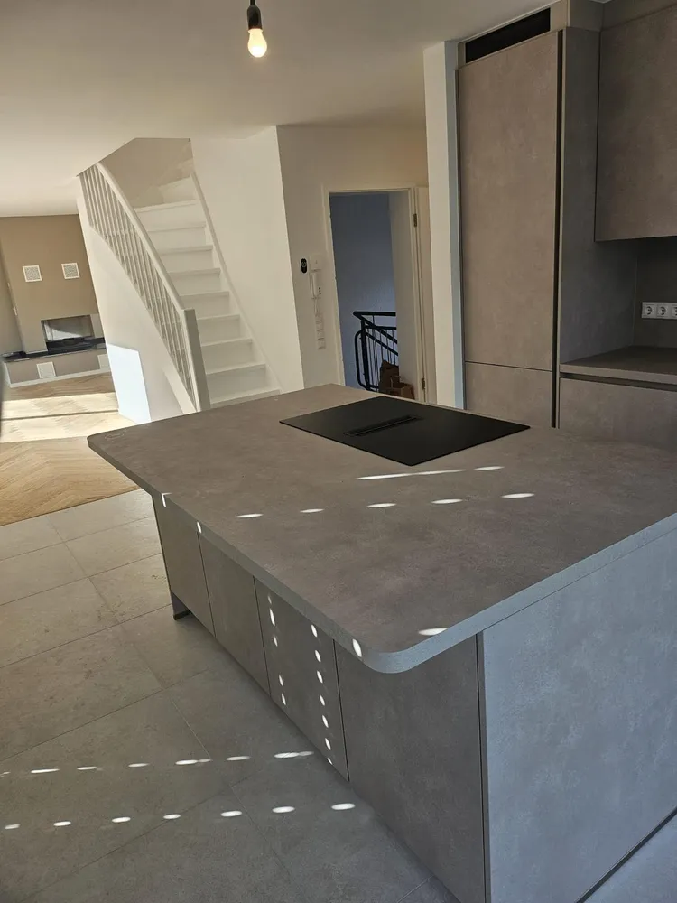 6 Zimmer Wohnung mit 170 m² in Frankfurt am Main – Bild 4
