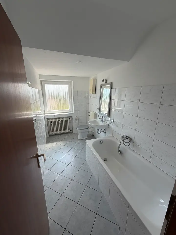 4 Zimmer Wohnung mit 124 m² in Ratingen – Bild 10