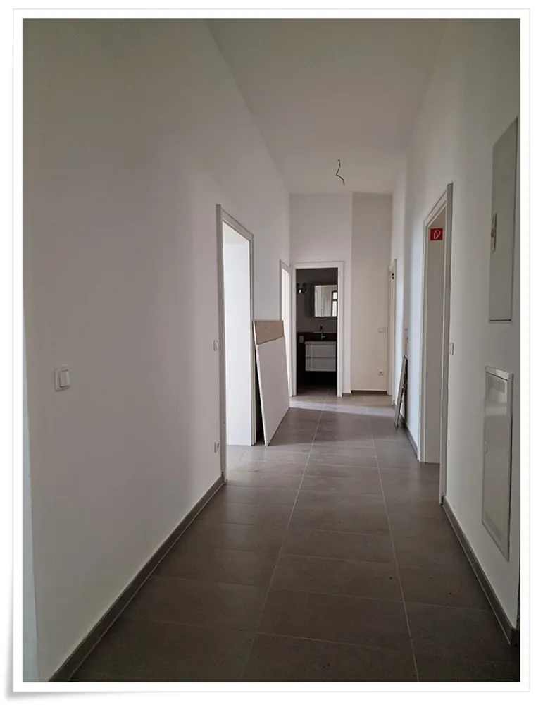 4 Zimmer Wohnung mit 117 m² in Wiesbaden – Bild 4