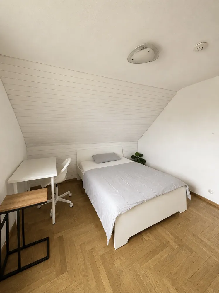 1 Zimmer Wohnung mit 13 m² in Stuttgart – Bild 2