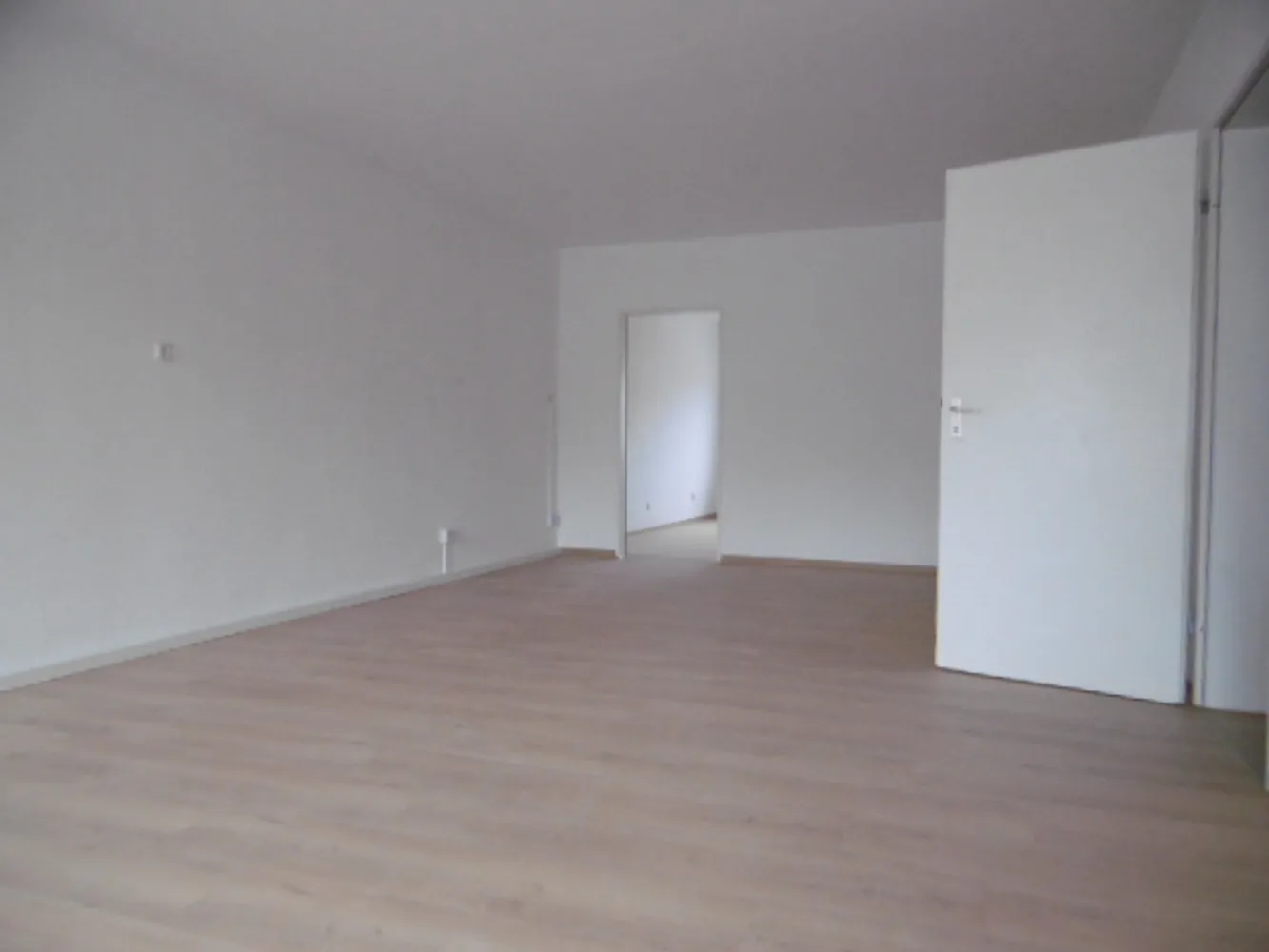 4 Zimmer Wohnung mit 115 m² in Schwetzingen – Bild 2