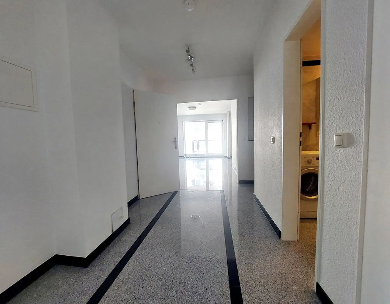 3 Zimmer Wohnung mit 87 m² in Wiesbaden – Bild 8