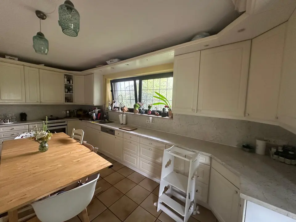 6 Zimmer Wohnung mit 190 m² in Wesel – Bild 2