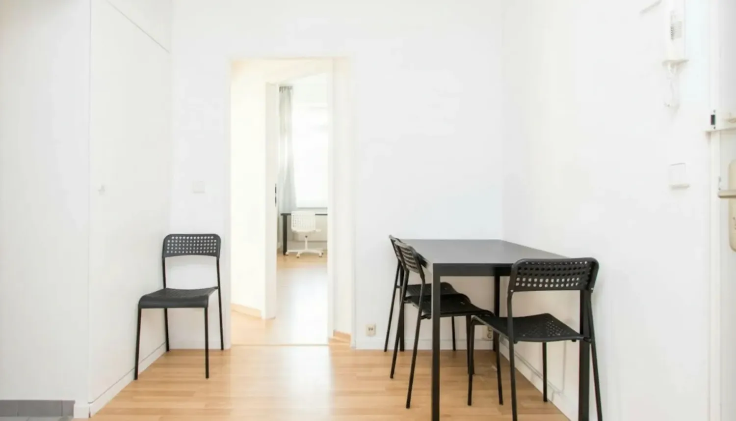 Shared room with 15 m² in Berlin – Photo 4