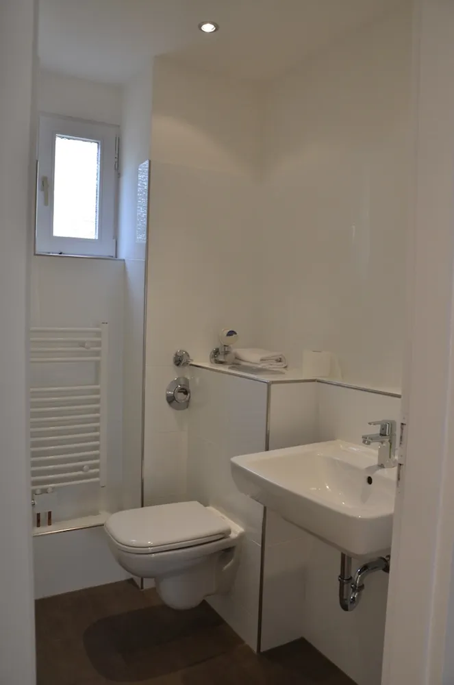3 Zimmer Wohnung mit 93 m² in Frankfurt am Main – Bild 3