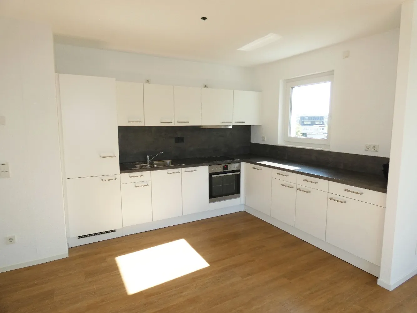4 Zimmer Wohnung mit 101 m² in Leverkusen – Bild 4