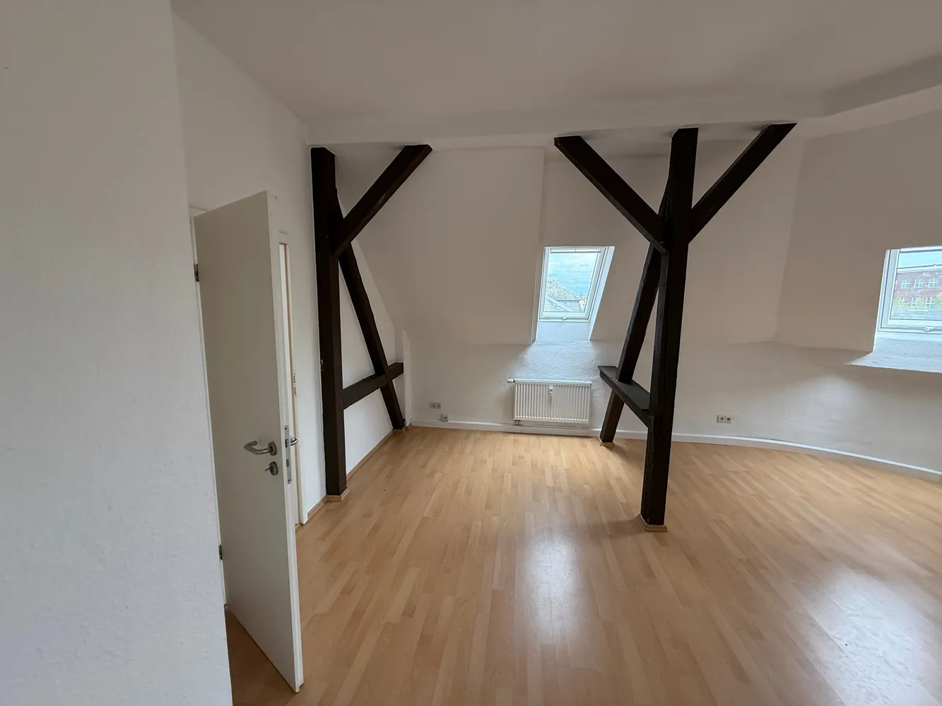 7 Zimmer Wohnung mit 130 m² in Chemnitz – Bild 11