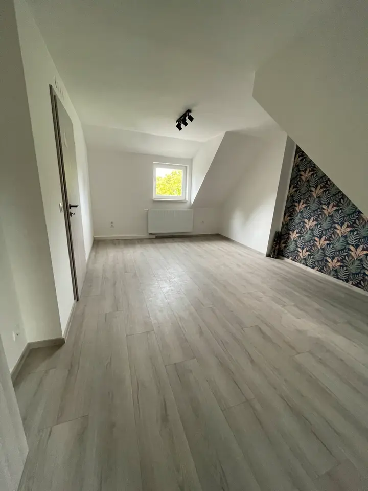 6 Zimmer Wohnung mit 180 m² in Annaberg-Buchholz – Bild 2