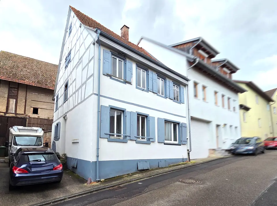 7 Zimmer Haus mit 150 m² in Bietigheim-Bissingen – Bild 1