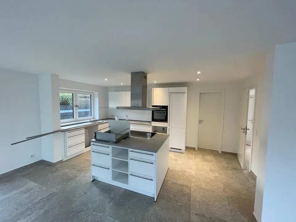 6 room house with 205 m² in Neumünster – Photo 10