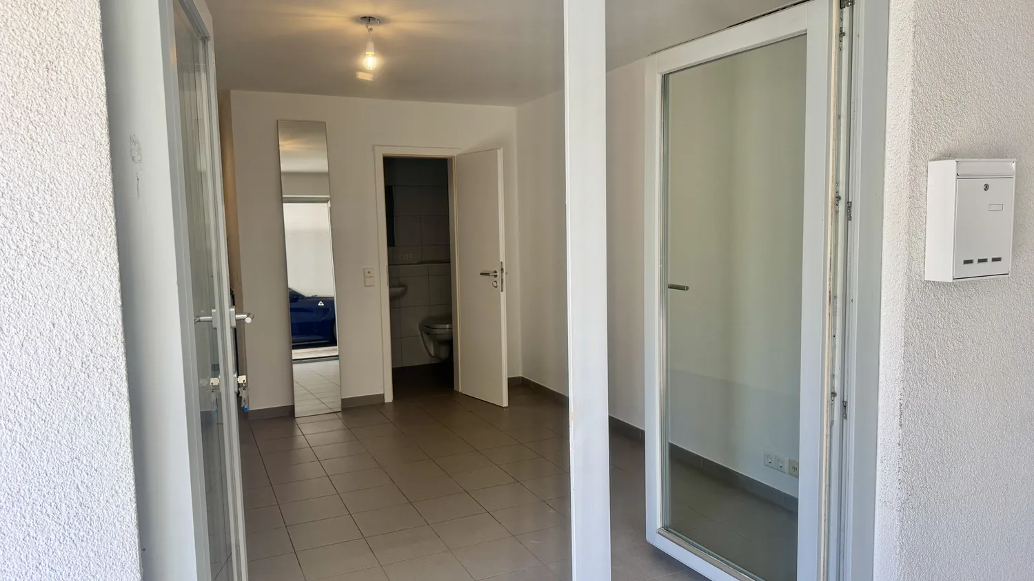 1 room apartment with 20 m² in Stuttgart – Photo 6