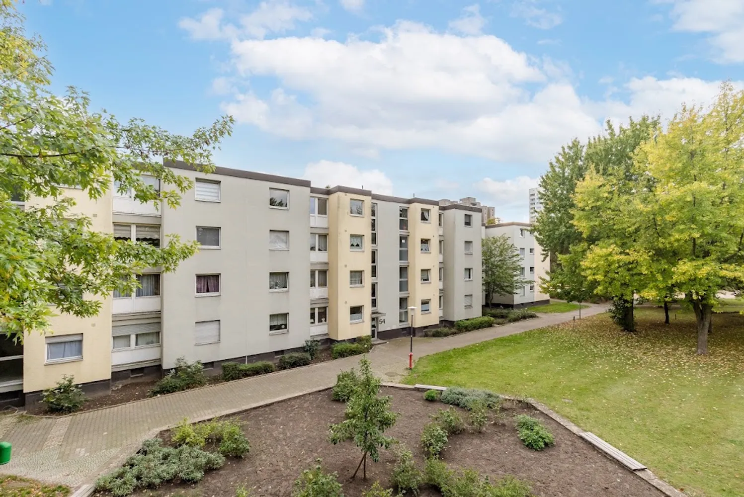 2 room apartment with 34 m² in Berlin – Photo 1